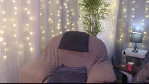 Miss EVA  Email misseva123xxx online show from March 8, 5:22 am