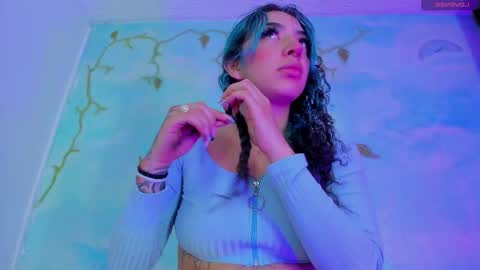 Snapshot of miss_evans_ chatting on October 31, 6:58 am miss_evans_ online show from October 31, 6:58 am