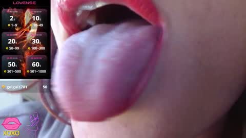 Miss Evoleth online show from October 29, 6:20 pm