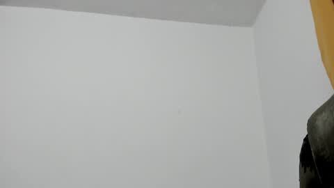 Snapshot of miss_eylens chatting on August 2, 12:42 am miss_eylens online show from August 2, 12:42 am