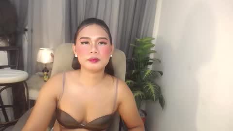 Snapshot of miss_fhakarat chatting on October 10, 12:20 am miss_fhakarat online show from October 10, 12:20 am