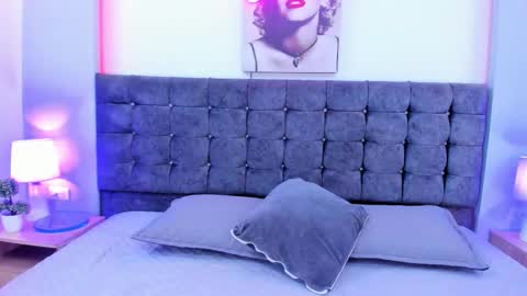 miss_horney online show from December 22, 7:33 pm