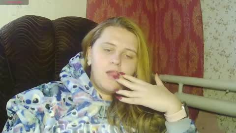 Snapshot of miss_iriss chatting on June 3, 4:01 pm Miss Iriss online show from June 3, 4:01 pm