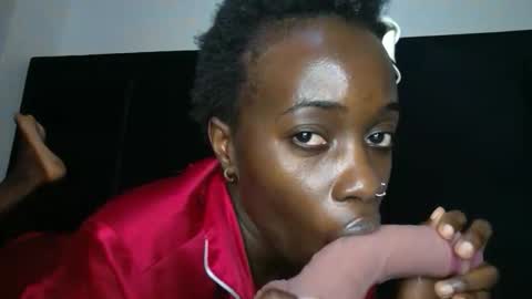 SensuElle  WHAT I DONT SHOW HERE... YOULL ONLY SEE IN PRIVATE  online show from February 10, 9:30 pm