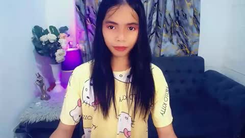 julie online show from March 15, 12:33 pm