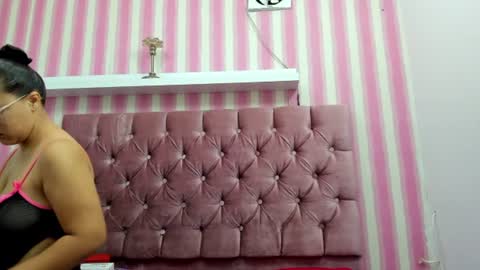 Snapshot of miss_kattya_ chatting on June 19, 11:25 am miss_kattya_ online show from June 19, 11:25 am