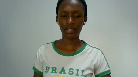 Snapshot of miss_kiki7 chatting on October 6, 6:33 am kiki online show from October 6, 6:33 am