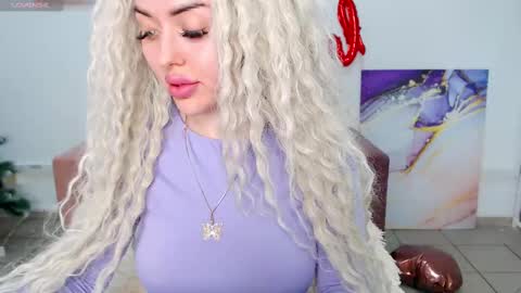 Snapshot of miss_kiten chatting on February 21, 5:13 am miss_kiten online show from February 21, 5:13 am