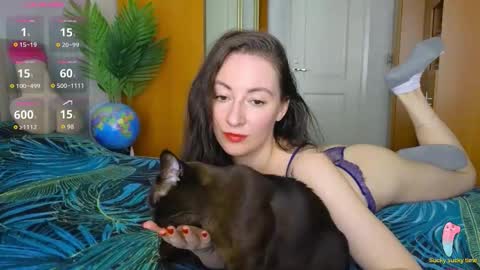 Snapshot of miss_leee chatting on September 15, 11:21 am Laura online show from September 15, 11:21 am