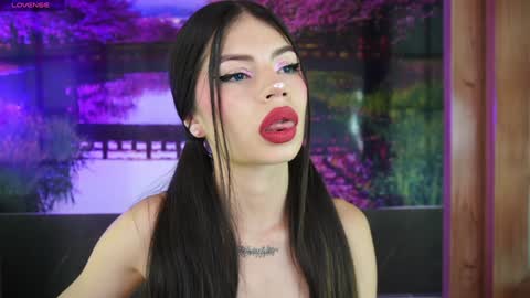miss_lucyla online show from January 31, 2:48 am