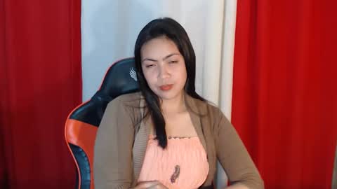 Snapshot of miss_lyve chatting on April 10, 12:32 pm itsme lyve online show from April 10, 12:32 pm