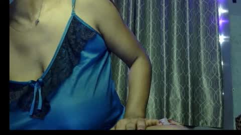 Mahi online show from March 26, 8:14 pm