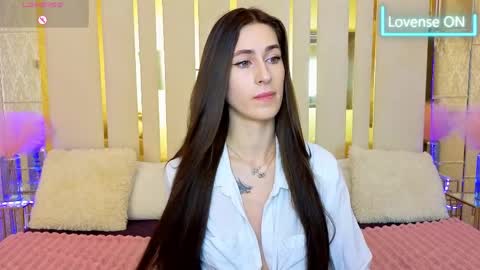   online show from April 26, 6:33 am