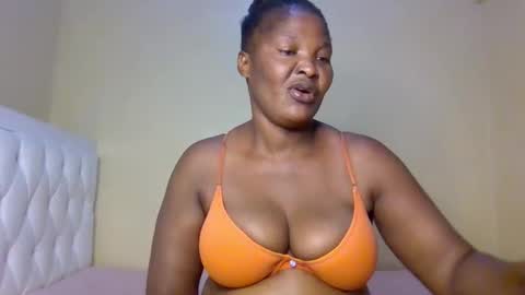 MILLY online show from February 17, 12:12 pm