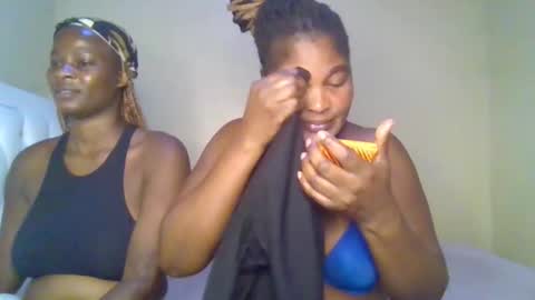 Snapshot of miss_milly1 chatting on May 28, 12:13 pm MILLY online show from May 28, 12:13 pm