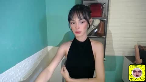 Snapshot of miss_moheera_xxx chatting on March 25, 1:39 pm Moheera online show from March 25, 1:39 pm