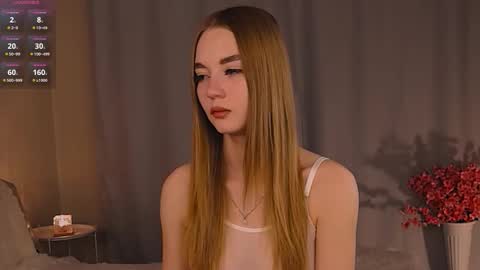 Snapshot of miss_nicoletta chatting on October 16, 12:00 am Nicole online show from October 16, 12:00 am