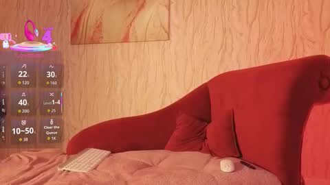 Olivia online show from February 13, 7:10 pm