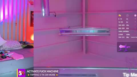  Miss Pawi online show from December 4, 8:39 pm