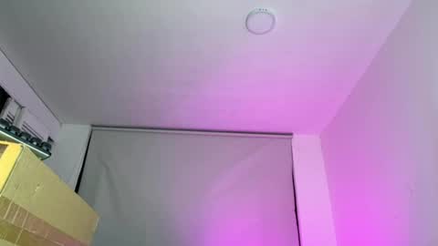 Snapshot of miss_poonamxxx chatting on August 7, 4:36 am miss_poonamxxx online show from August 7, 4:36 am