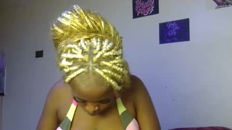 miss_sexyyy online show from January 7, 10:12 pm