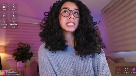 Amy Olivera online show from June 8, 11:54 am