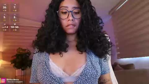 Amy Olivera online show from June 11, 1:09 pm