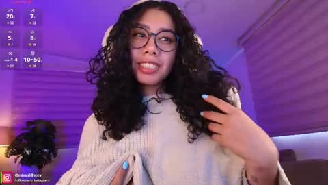 Snapshot of miss_sidney chatting on June 19, 12:53 pm Amy Olivera online show from June 19, 12:53 pm