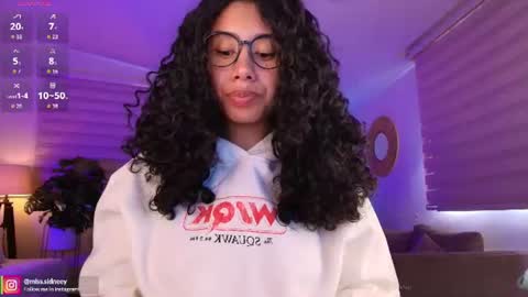 Snapshot of miss_sidney chatting on July 7, 12:53 pm Amy Olivera online show from July 7, 12:53 pm