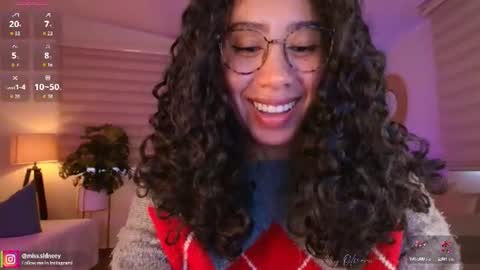 Snapshot of miss_sidney chatting on July 29, 1:09 pm Amy Olivera online show from July 29, 1:09 pm