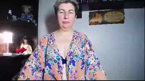 Snapshot of miss_tasha_kom chatting on November 16, 10:32 am miss_tasha_kom online show from November 16, 10:32 am