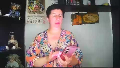 Snapshot of miss_tasha_kom chatting on August 3, 10:43 am miss_tasha_kom online show from August 3, 10:43 am