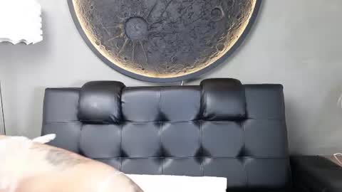 Snapshot of miss_vaiolette chatting on July 25, 11:08 am Vaiolette online show from July 25, 11:08 am
