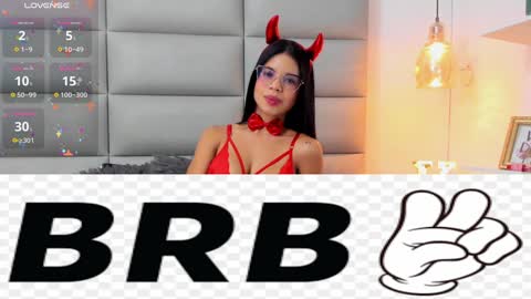 Snapshot of miss_valen_ chatting on December 23, 4:17 pm valentina online show from December 23, 4:17 pm