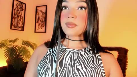 miss_zz online show from February 3, 7:19 pm