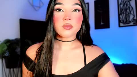 miss_zz online show from June 6, 4:44 pm