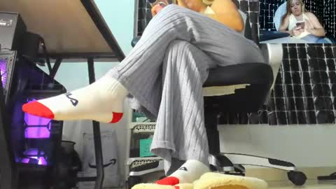 Snapshot of missalmafenix chatting on June 9, 12:28 pm missalmafenix online show from June 9, 12:28 pm