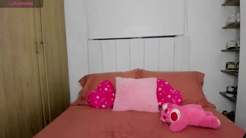 Snapshot of missangeldust chatting on November 3, 10:53 pm missangeldust online show from November 3, 10:53 pm