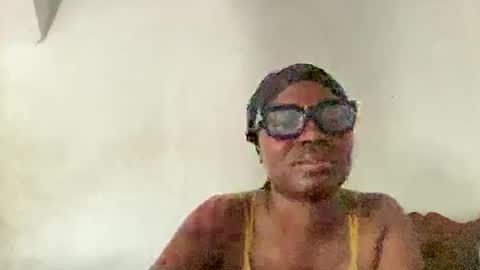 Missbelle online show from May 14, 8:21 am