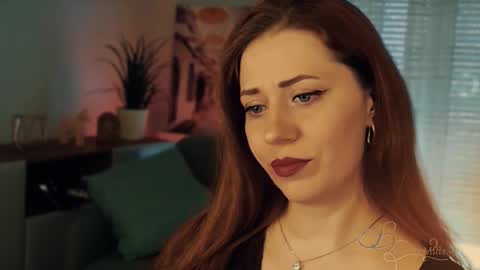 The divine Beverly online show from January 10, 8:05 am