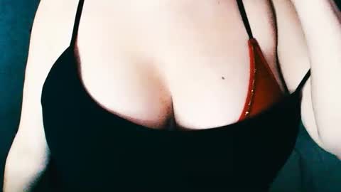 Avamlash online show from May 29, 6:28 pm