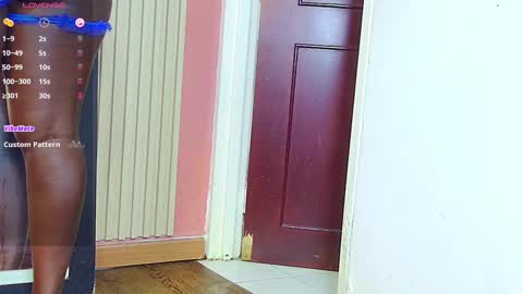 Miss Evelyn  online show from September 18, 3:08 am