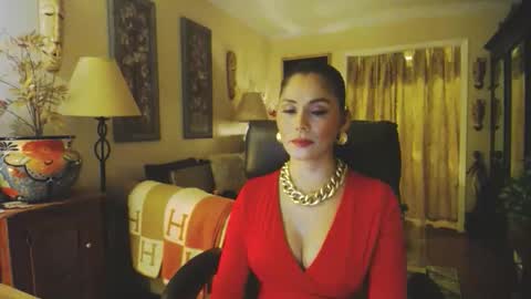 Snapshot of missbrownx chatting on November 25, 10:54 pm Brownie -P online show from November 25, 10:54 pm