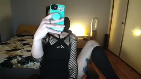 Snapshot of misscarmilla444 chatting on September 29, 3:22 am MissCarmilla444 online show from September 29, 3:22 am