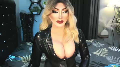 PRIESTESS CHANNEL online show from June 29, 10:43 pm