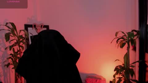 Missy Charlottte.  Hey remember to give me a thumbs up ty online show from March 15, 3:23 am