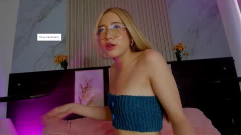 misscheelsee_as online show from September 13, 9:03 pm
