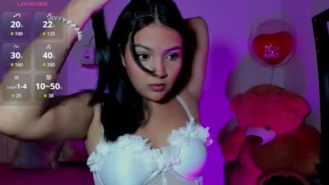 Snapshot of misschelsea01 chatting on October 18, 7:03 pm Chelsea online show from October 18, 7:03 pm