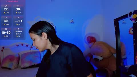 Snapshot of misschelsea01 chatting on November 23, 12:27 pm Chelsea online show from November 23, 12:27 pm