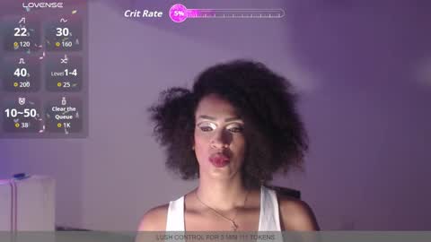 Snapshot of misscruzxz chatting on October 30, 12:34 am Donna di Diamanti online show from October 30, 12:34 am